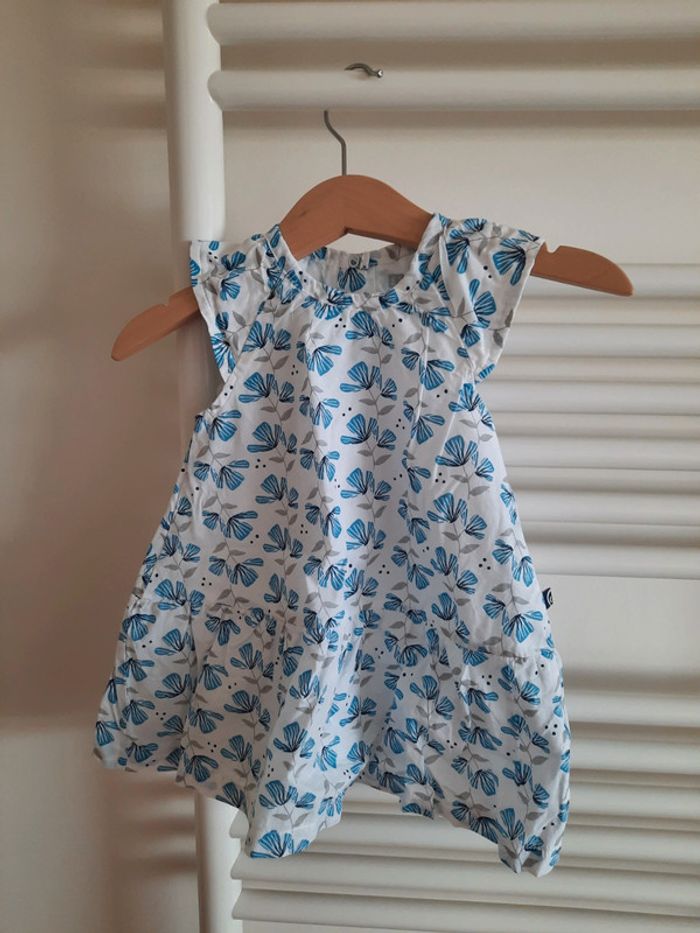 Robe à motif à fleurs