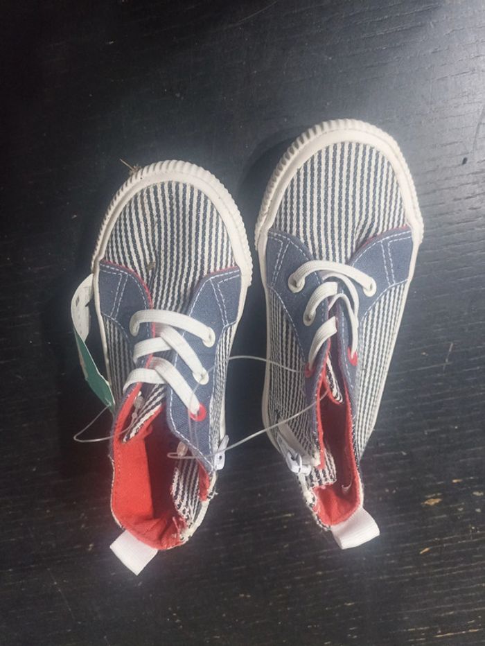 Basket toile taille 24