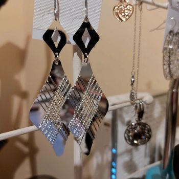 Boucles d'oreilles neuves acier inoxydable