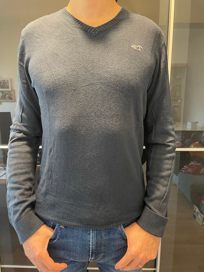 Pull bleu marine Hollister - photo numéro 3