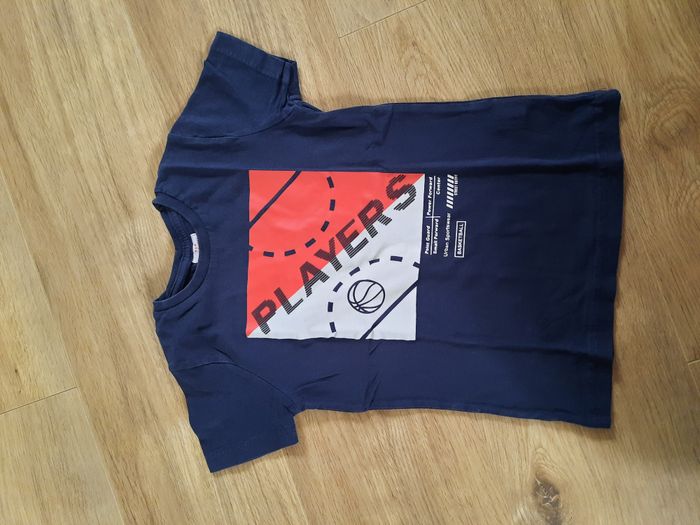 T-shirt bleu marine manches courtes imprimé "Basketball" blanc/orange Tape à l'oeil 4 ans