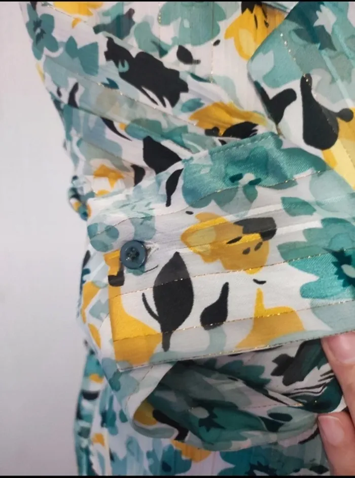 Blouse manches courtes ou chemisier - photo numéro 3