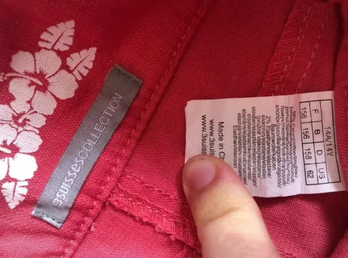Pantalon/Jean 3Suisses  (14  ans)  neuf  avec  étiquettes - photo numéro 3
