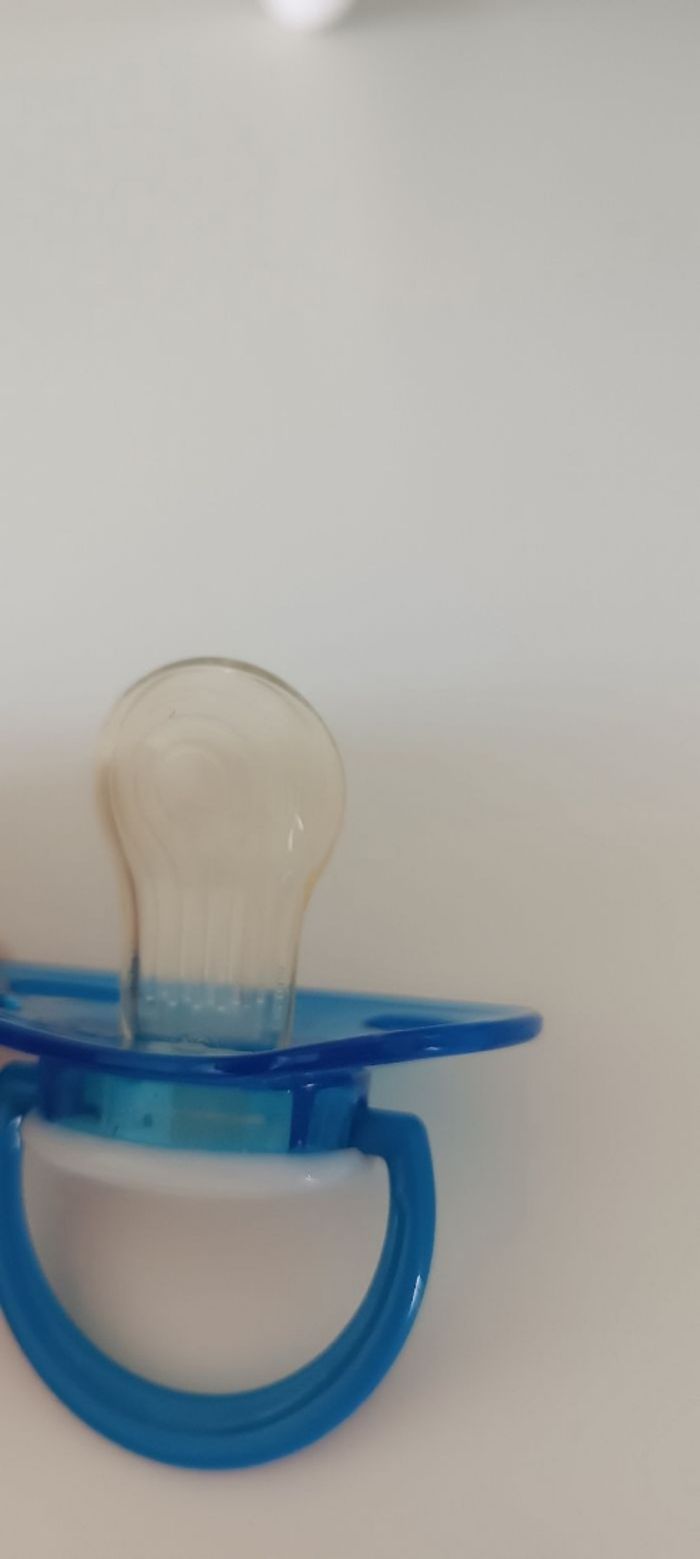 Sucette personnalisée "Jules" neuve avec étui, phosphorescent - photo numéro 4