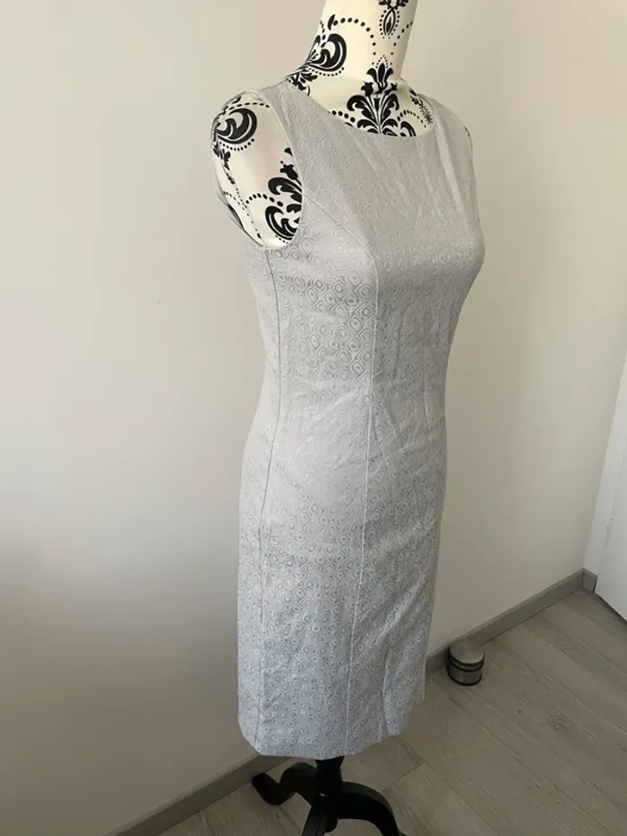 Robe fourreau grise BPC motif jacquard - Taille 38 - photo numéro 4