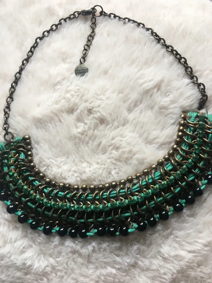 Collier - photo numéro 3