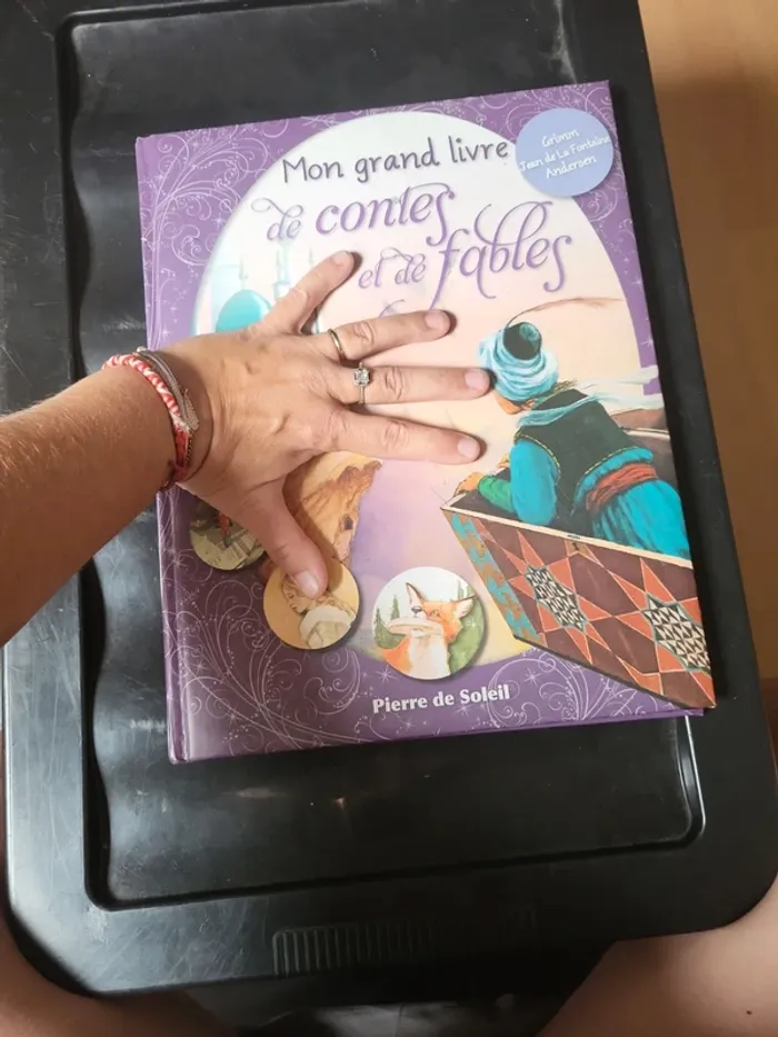 Mon grand livre de contes et de fables - photo numéro 9