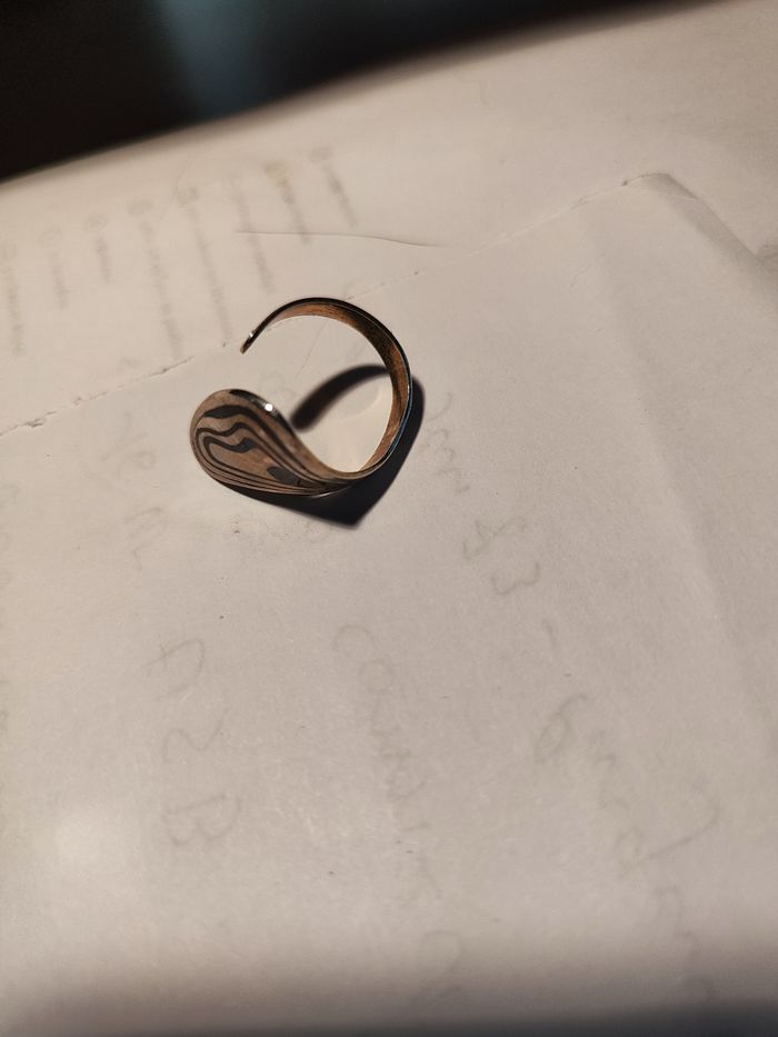 Bague manchette chic en argent
