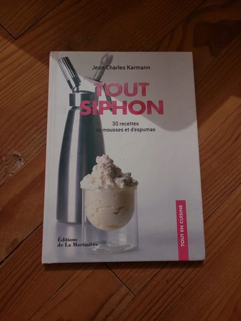 Livre de cuisine sur le siphon