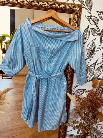 Taille L ~ 40 tunique femme bleue ciel et blanche à rayures 🌺