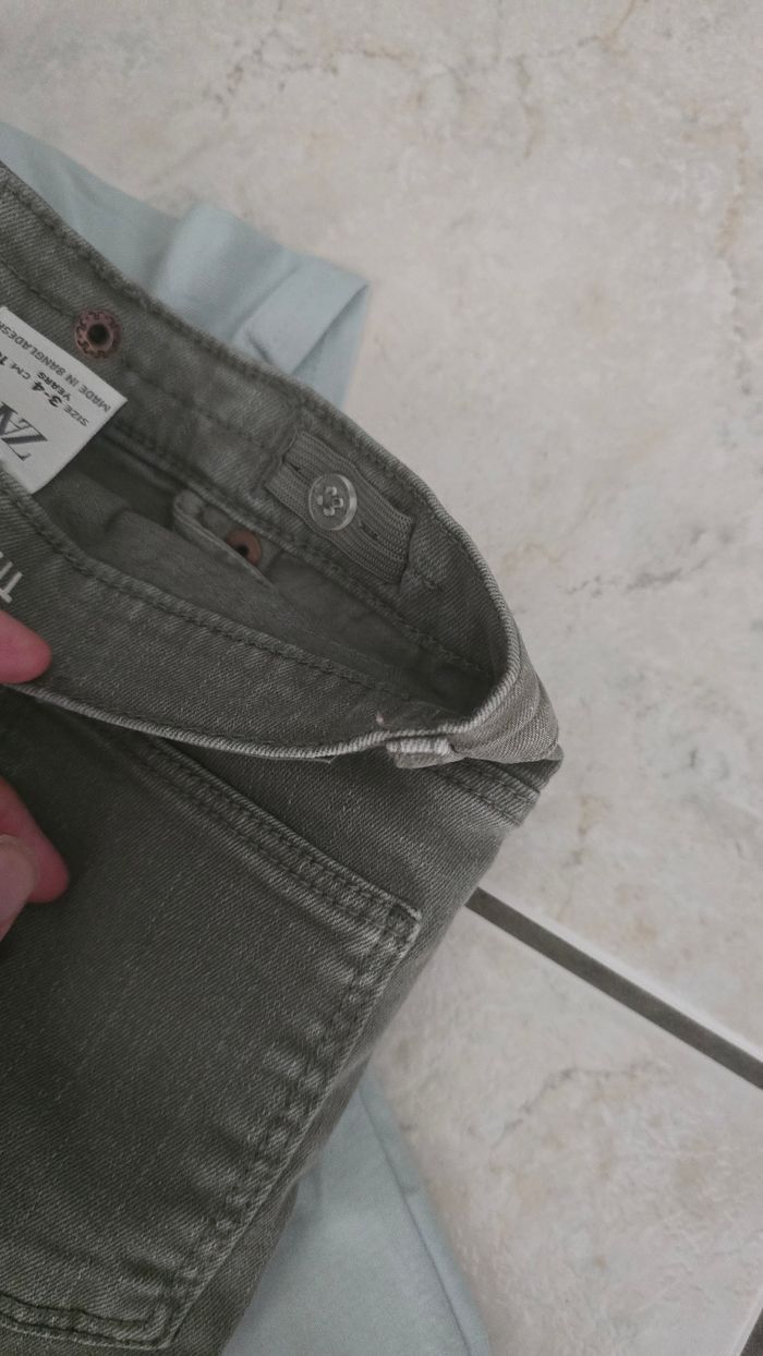 Neufs (non portés) 🏷🏷💙😍🤩🥰 ensemble tee shirt mc et jeans slim 4 ans garçon 😍🤩💙 - photo numéro 4