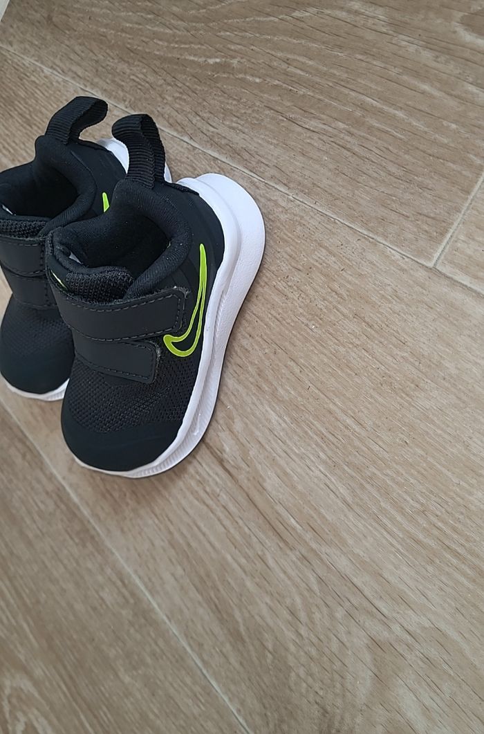 Chaussure bébé nike