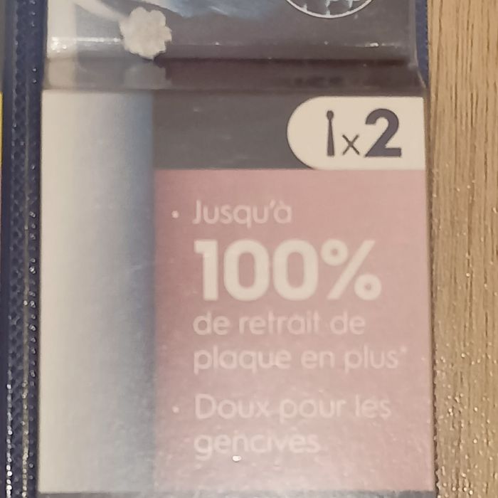 Lot 6 brossettes OralB sensitive clean - photo numéro 4