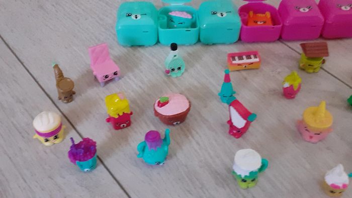 Lot de shopkins - photo numéro 2