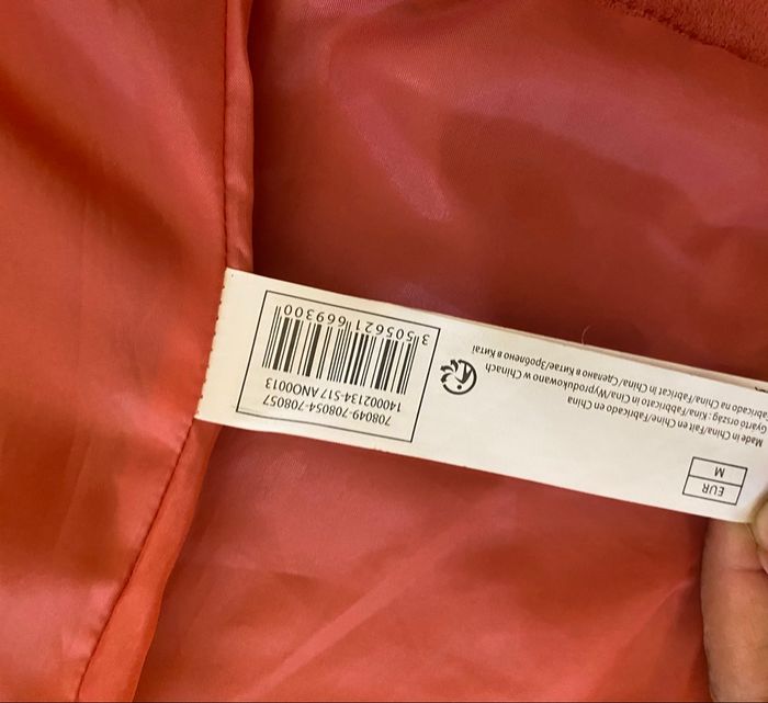 Veste mi-saison pour femme  effet dim , en très bon état , taille 38/40 - photo numéro 3