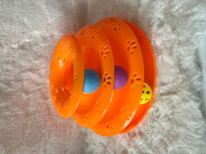 Jouet pour chat tour orange avec 3 balles Neuf - photo numéro 4