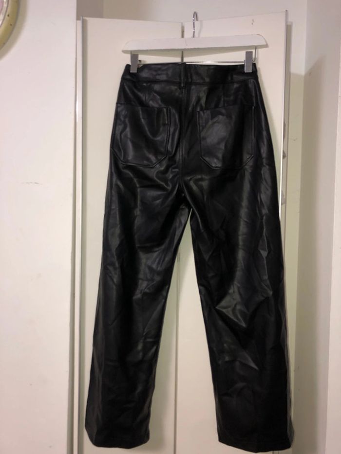 Pantalon habillée similicuir Zara . Taille M - photo numéro 5