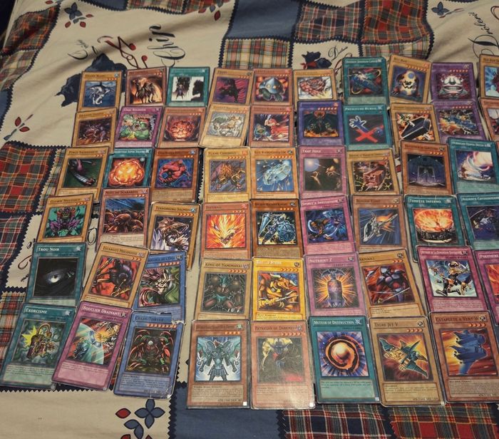 💜Lots 120 cartes yu gi oh - photo numéro 1