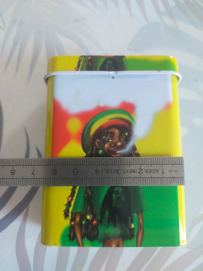 Boîte de cigarettes baba cool style bob Marley