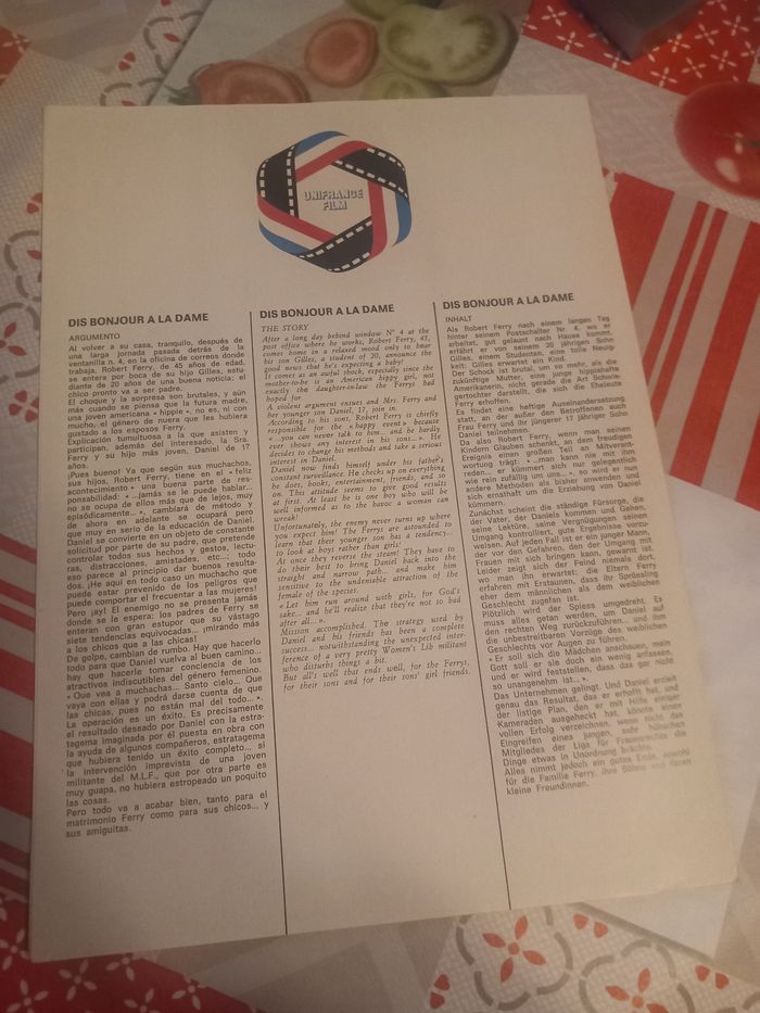 Affiche et synopsis du film : Dis bonjour à la dame - photo numéro 2