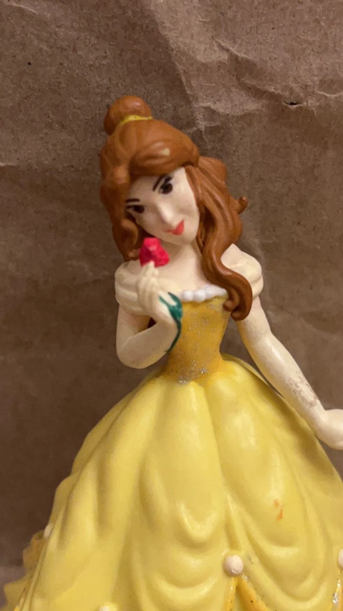 Bullyland - Disney - figurine princesses Belle 10cm - photo numéro 5