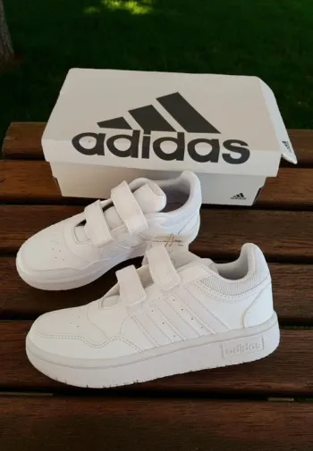 Paire de baskets Adidas blanches mixtes à scratch pointure 33