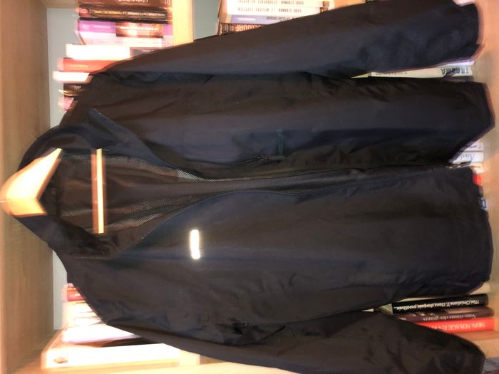 Très joli blouson de marque OUTDOOR