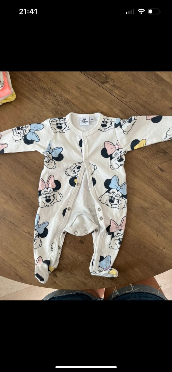 Lot vêtements bébé fille - photo numéro 2