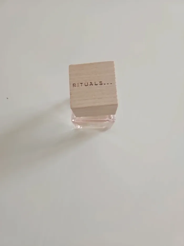 Mini parfum Rituals Fleurs de l'Himalaya - photo numéro 3