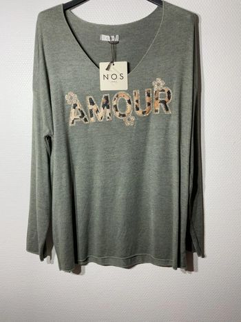 Pull « amour » femme taille unique (36-42)- Nos- neuf avec étiquette