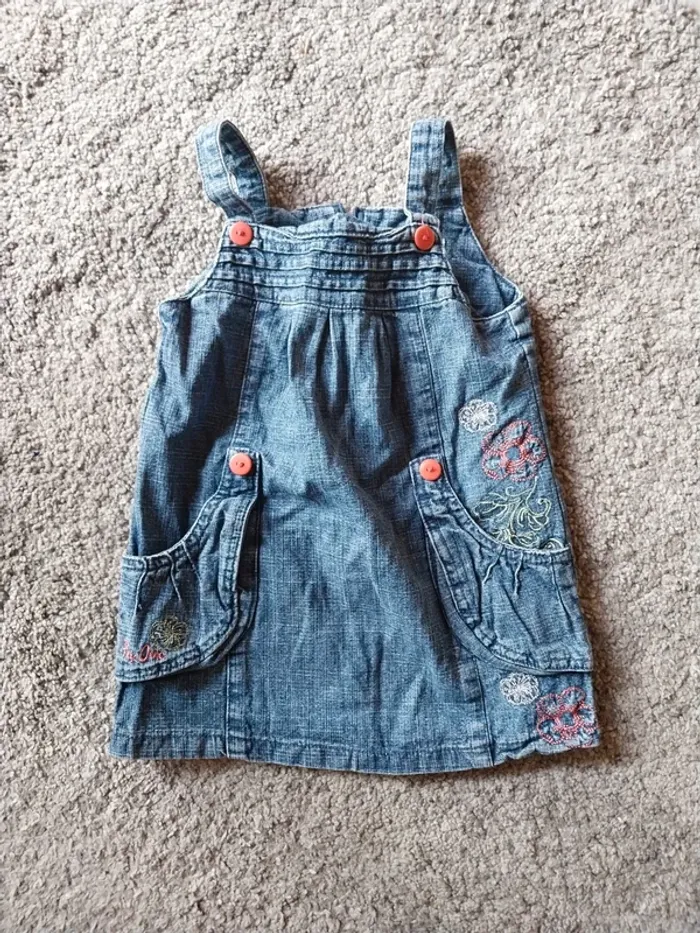 Robe 9 mois