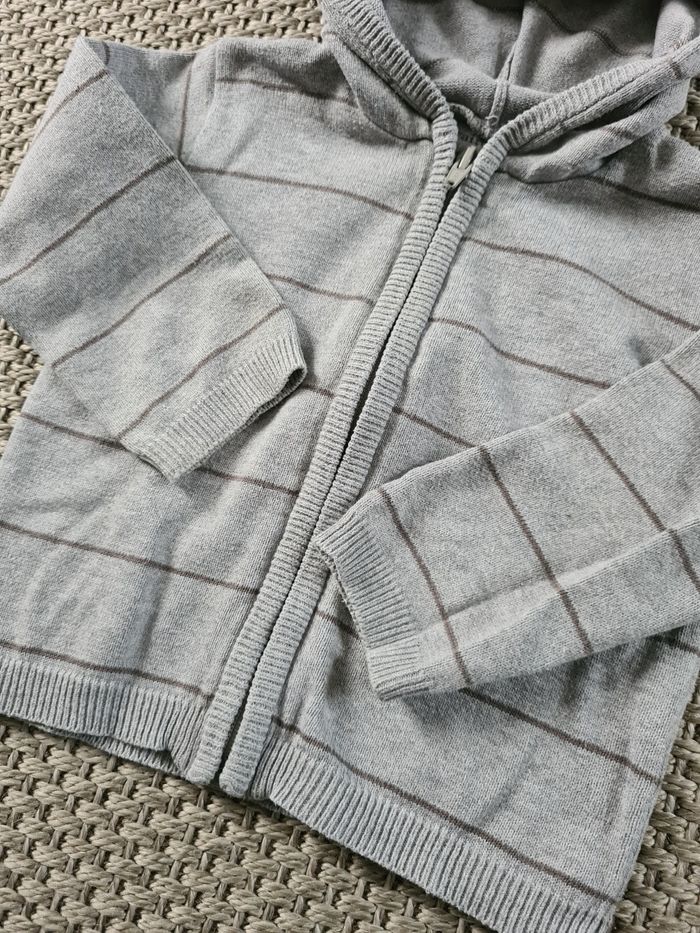 Gilet à capuche gris - 12 mois - photo numéro 2