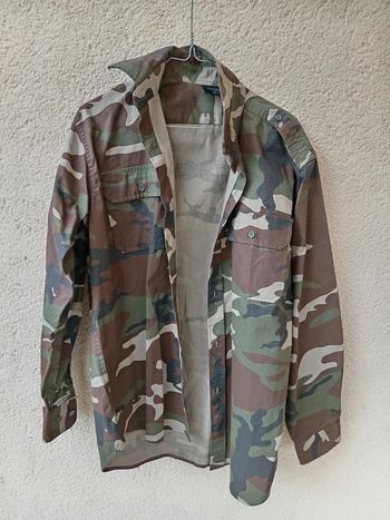Chemisd militaire taille M
