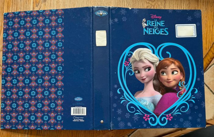 Classeur reine de neiges avec 6 intercalaires et 24 feuilles plastiques - photo numéro 6
