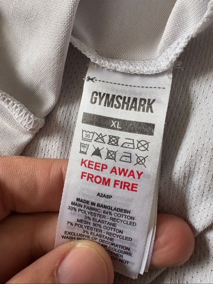 Lot débardeur et t-shirt Gymshark - photo numéro 7