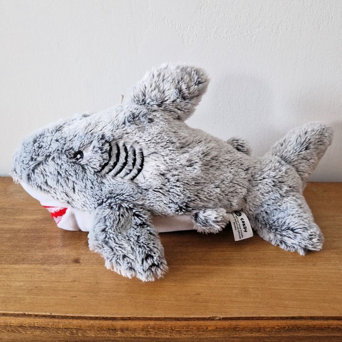 Requin peluche - photo numéro 5