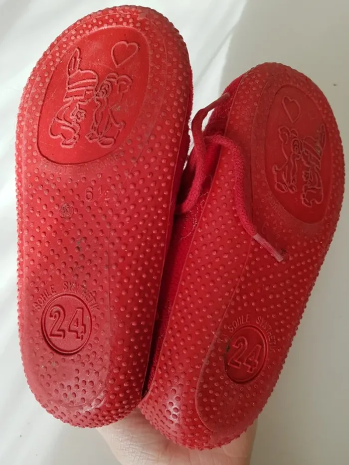 Chaussons🔄 - photo numéro 4