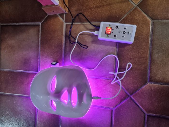 Lot soin visage, masque à led luminothérapie, sauna facial et embout vapeur pour inhalation - photo numéro 8