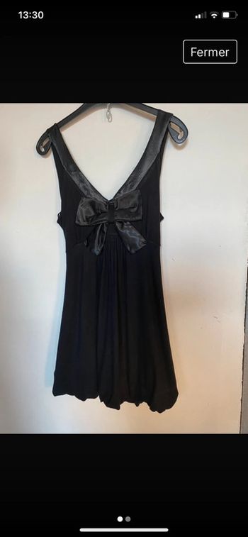 Robe courte ou tunique noeud satiné