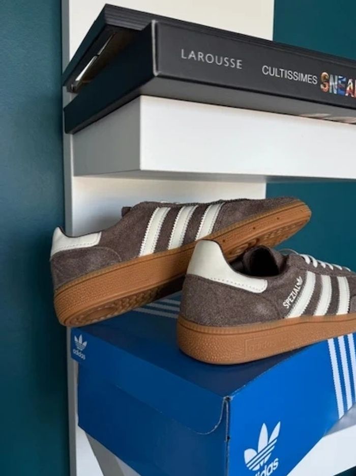 Nouveau Adidas Originais Handball Spezial Marron - Taille 40 - photo numéro 4