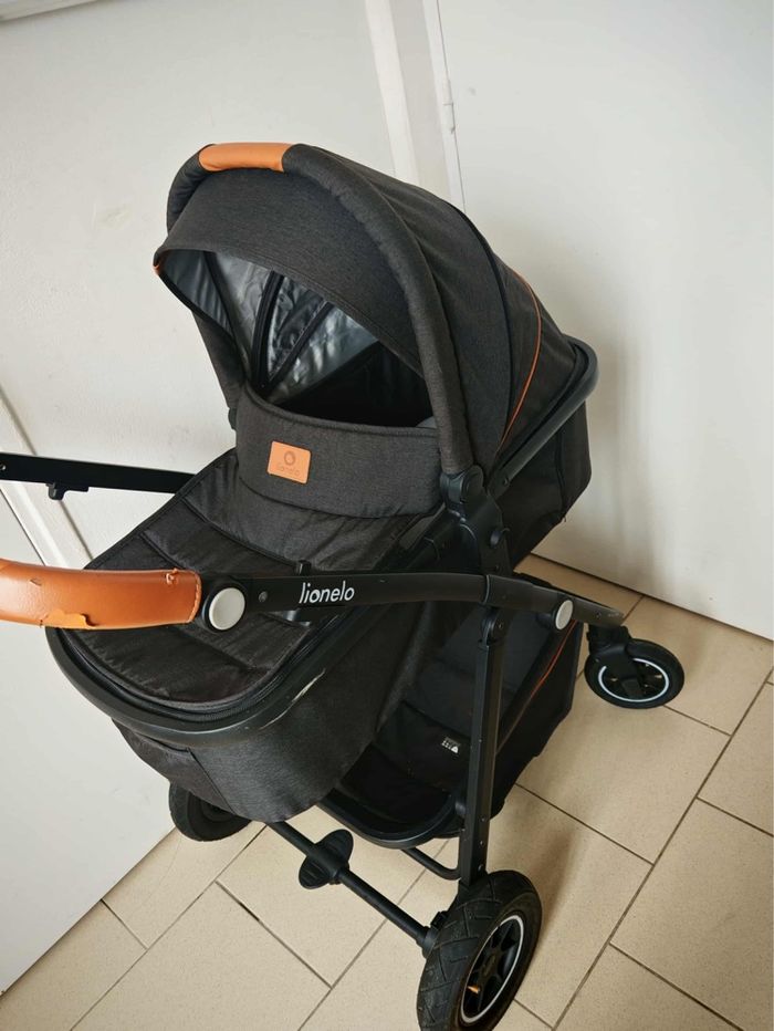 Poussette - photo numéro 2