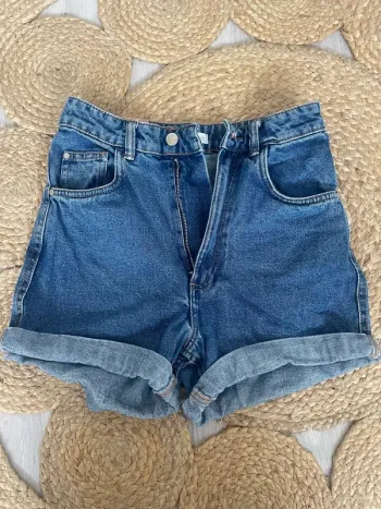 Short en jeans Bershka