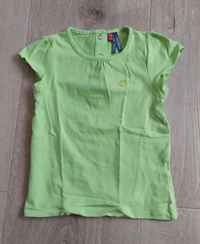 T-shirt manches courtes fille vert pomme taille 23 mois Orchestra