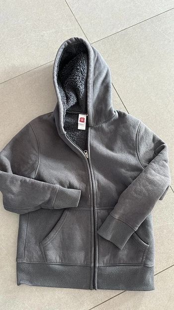 Belle veste polaire fourrée 134/140