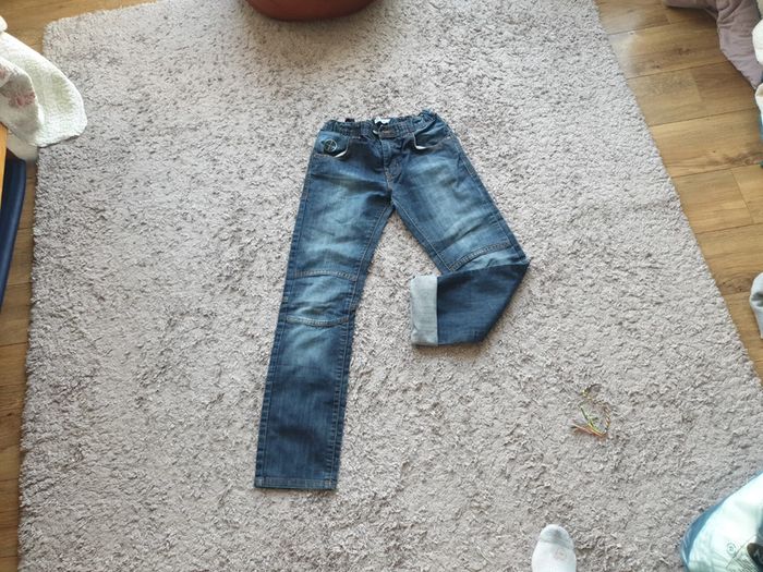 Jean gémo brut taille 14 ans