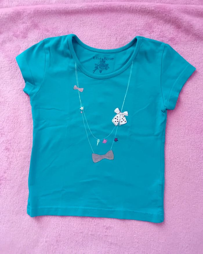 T-shirt Lisa Rose taille 5 ans en très bon état