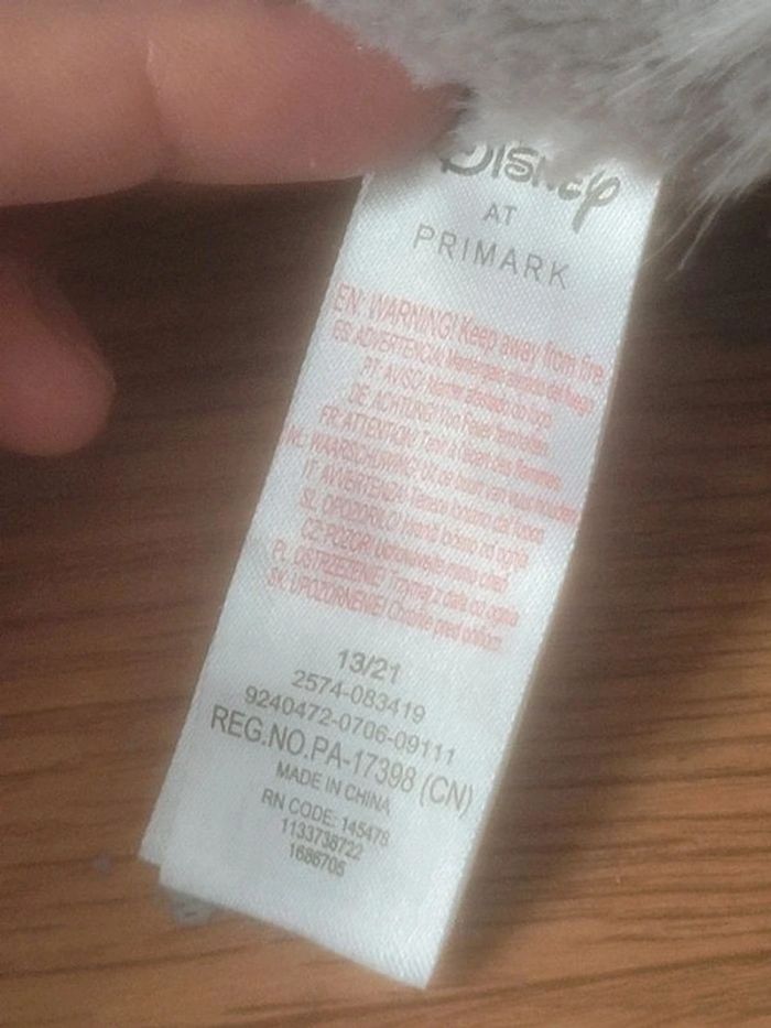 Peluche Panpan Disney Primark assis - photo numéro 9