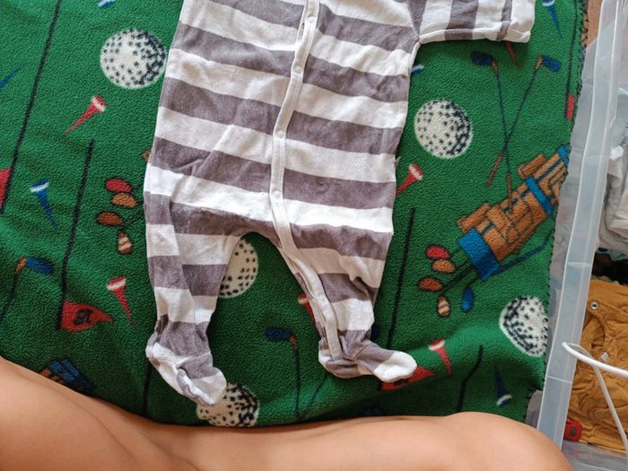 Pyjama garçon 1-3 MOIS - photo numéro 2