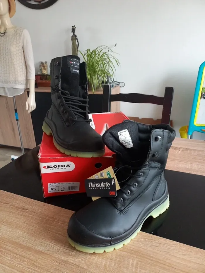 Chaussures de sécurité noir T40 Neuve