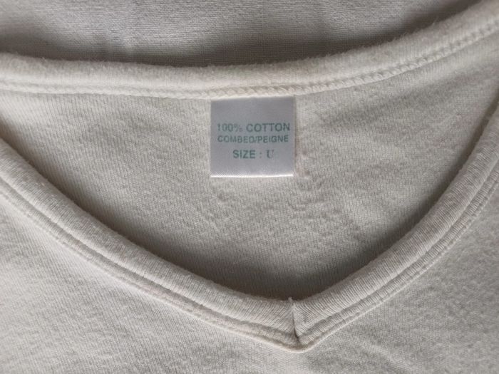 Rare tshirt femme Lara Croft Tomb Raider L'ange des ténèbres année 2003 virtual - photo numéro 2